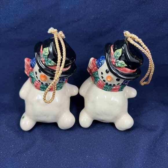 Set Of 2 Ceramic Snowman Christmas Ornaments With Gold Hanging Loop & Festive De - Picture 1 of 6